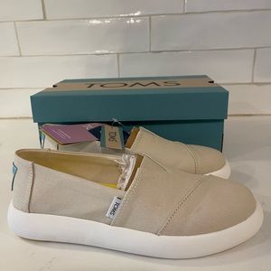TOMS Aplaragata Mallow Apricot size 6
